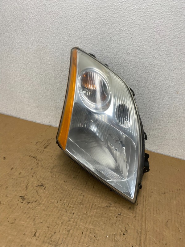 2007-2009 Nissan Sentra Halogen Right Passenger RH Side Headlight AC8156 DW