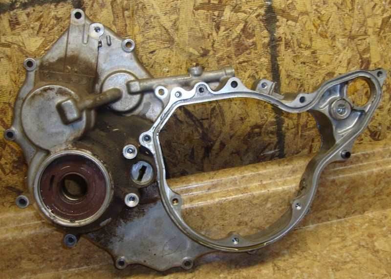 2001 Honda Rubicon TRX500 TRX 500 Foreman ATV Engine Case Casing Crank Cover N9