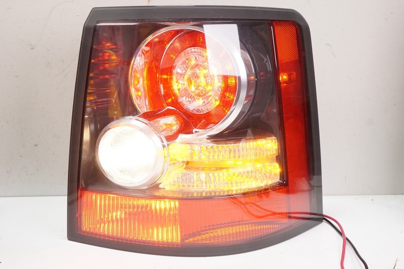 LAND ROVER RANGE ROVER SPORT Right RH Tail Lamp Tail Light OEM 2010 2011
