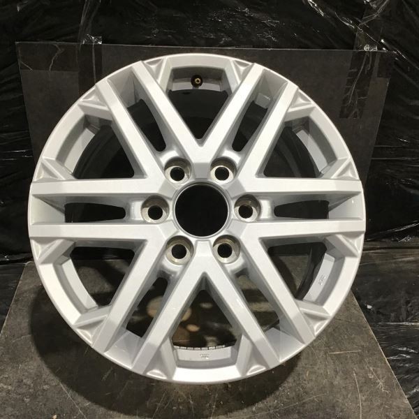 2022-2023 Toyota Tundra 95296 75281 Wheel 18x7.5Rim Silver Painted 426110C290