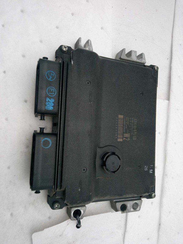 2010 Suzuki Kizashi Engine Control Module ECM 2.4L OEM 67K Miles NJ25-28157