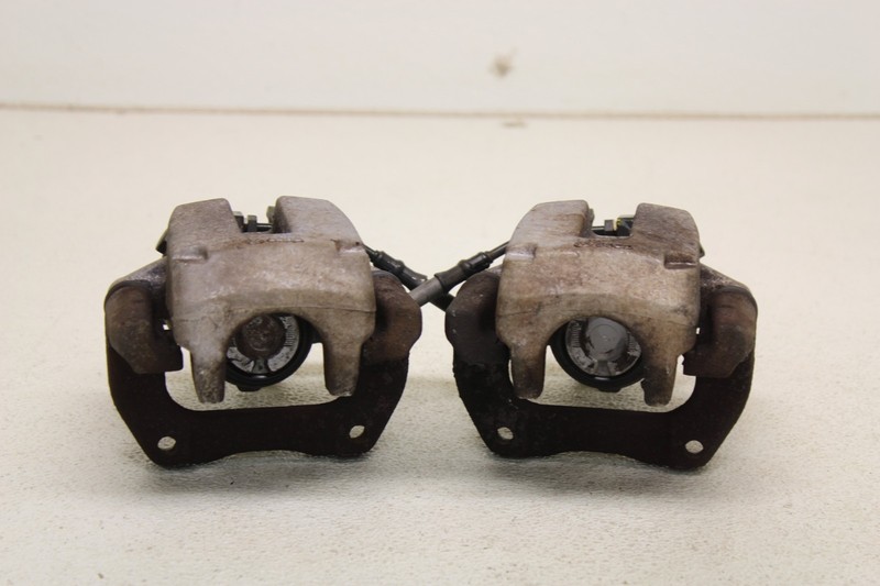 Audi TT Quattro 10.1" Rear Brake Calipers Carriers Brakes VW MK4 R32 Oem 00-06