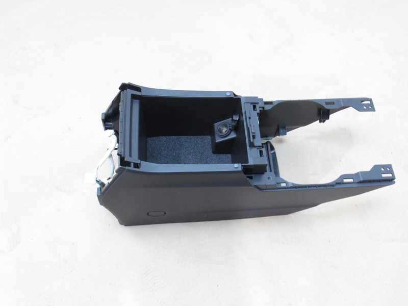 Subaru Outback 2024 Front Center Console Compartment Storage Box 19-25 *
