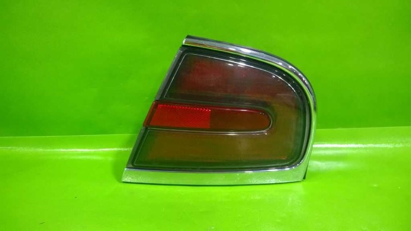 98-04 PARK AVENUE PASSENGER RIGHT TAILLIGHT LAMP OEM 4463-14
