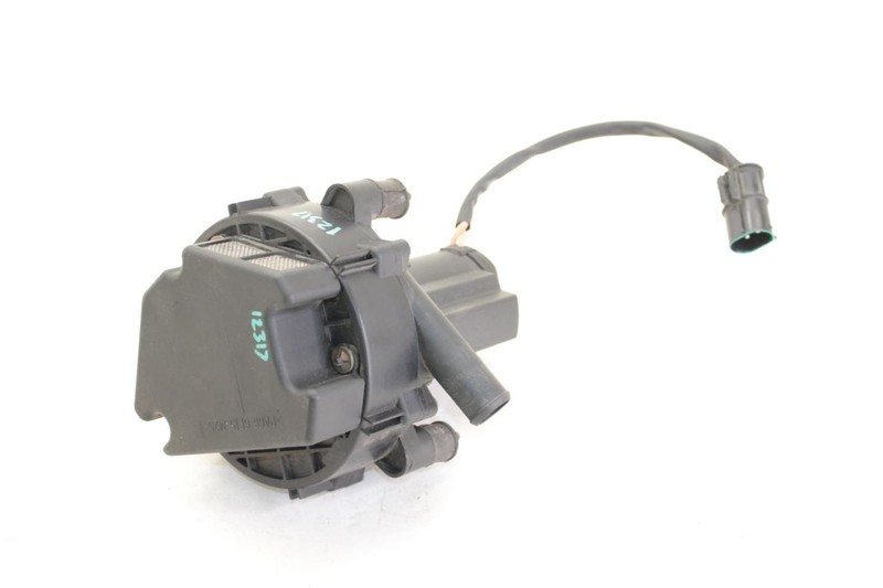 98-99 Porsche Boxster 2.5L Secondary Air Injection Pump 98662410301