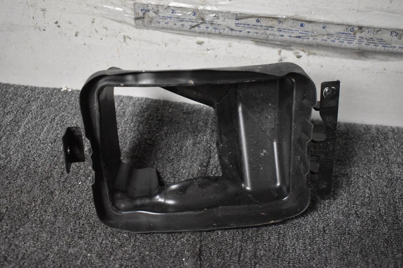 2012-2016 BMW 328I AIR INLET DUCT FACTORY OEM