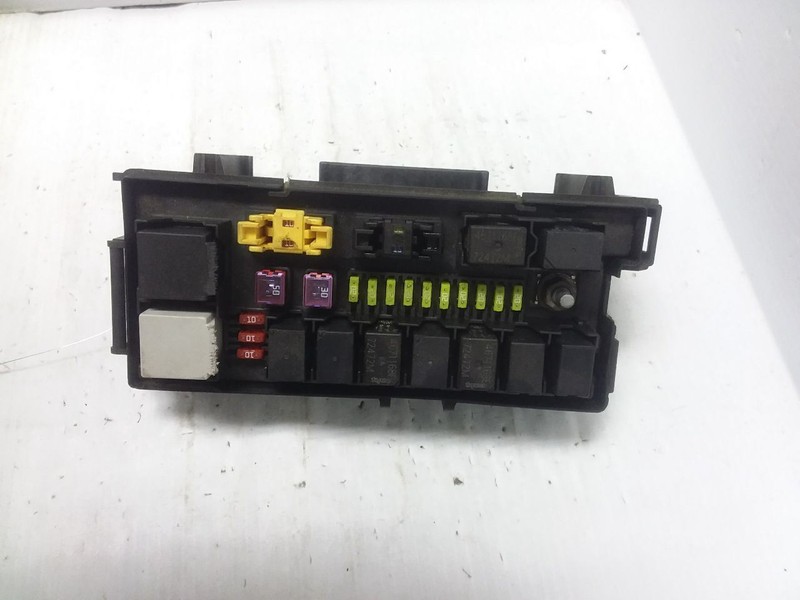 Totally Integrated Power Control Module Fuse Box Fits 05 GRAND CHEROKEE 1490509