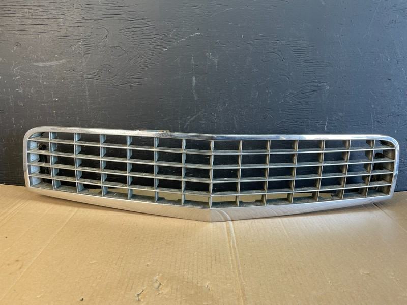 1994 1995 1996 Cadillac Deville Front Upper Grill Grille Oem AC2204 DG