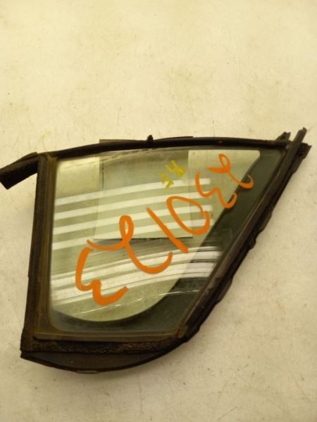 12-19 TOYOTA YARIS LE 1.5L FWD AT PASSENGER SIDE FRONT DOOR VENT GLASS