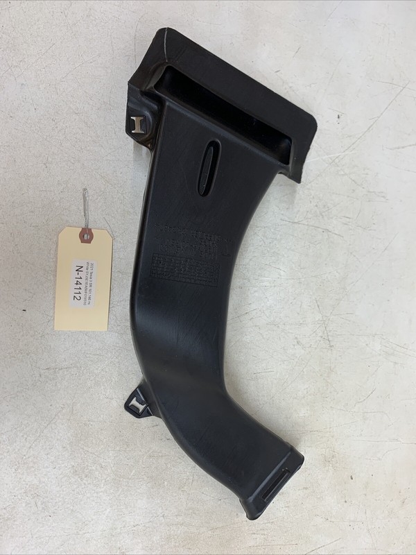 ⚡️17-21 Tesla Model 3 RH Outlet Duct 2nd Row Floor 1092166-00-A 14112 B22
