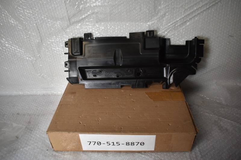 PORSCHE CAYENNE BASE AIR GUIDE LEFT SIDE 2019-2023 OEM 9Y0 121 707 B