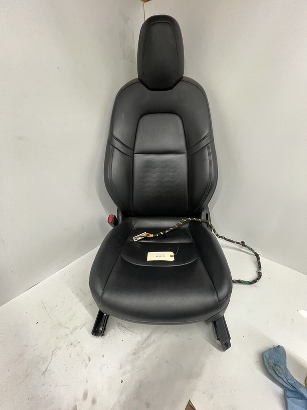 2017-2023 Tesla model 3 Front Left Driver Side Seat Assembly Black N-10225