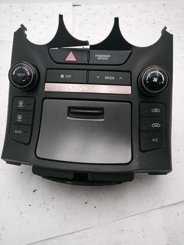 2015 Hyundai Genesis A/C Selector Switch OEM White 972502MFJ0 114k Miles