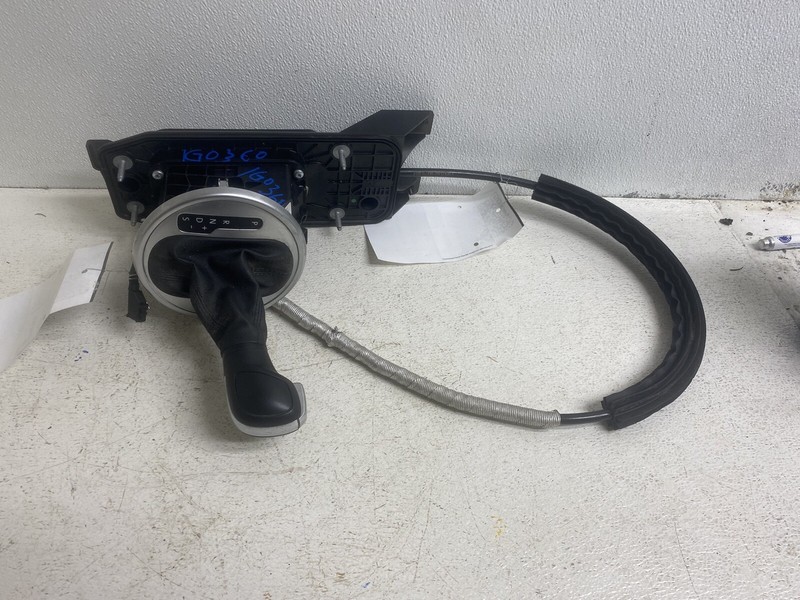 2015 VW Beetle Automatic Transmission Floor Shifter Shift Gear Select Oem