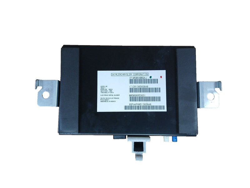 05-07 Chrysler Dodge Jeep Satellite Radio Receiver Control Module 05064002aj