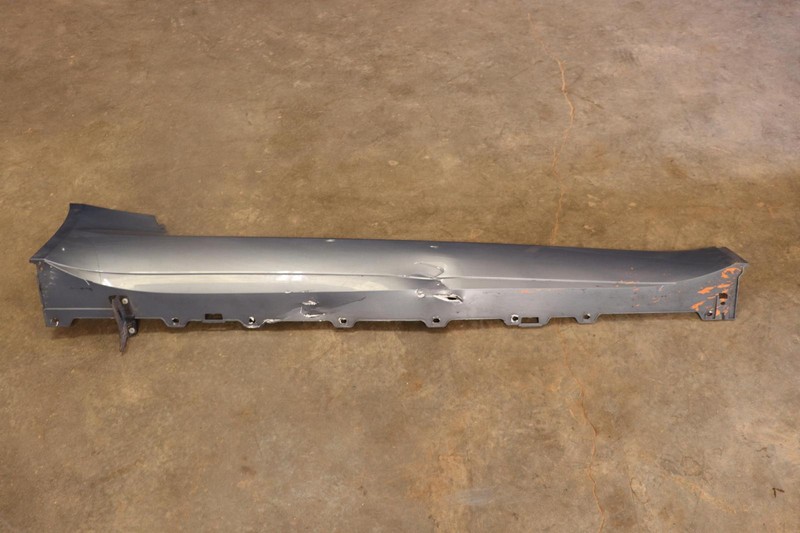 2014-2021 JAGUAR F-TYPE RIGHT PASSENGER SIDE ROCKER PANEL MOLDING LIGHT BLUE OEM
