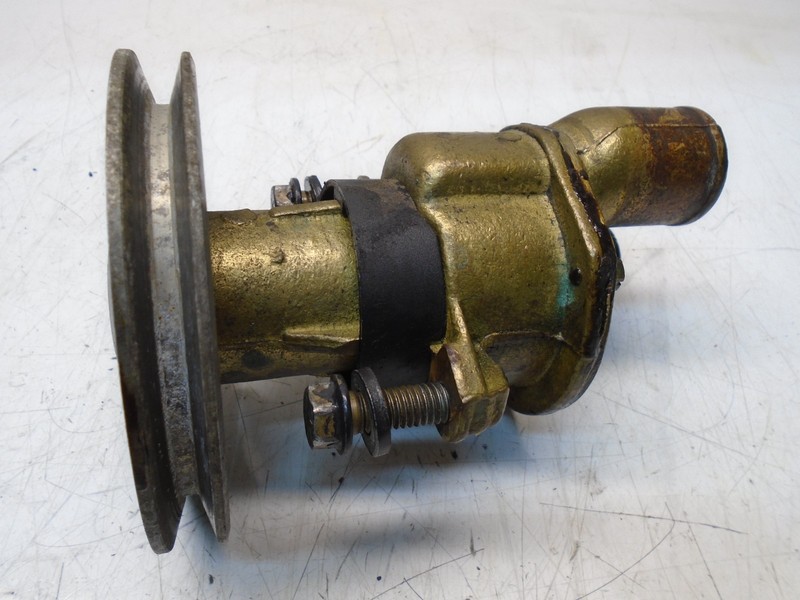 CD3 Volvo Penta 3.0 Sea Water Pump & Pulley 3851982 3857794