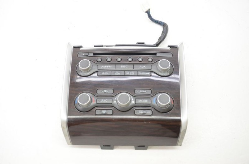 2013-2016 Nissan Pathfinder SL Heat Ac Temperature Control with Radio Faceplate