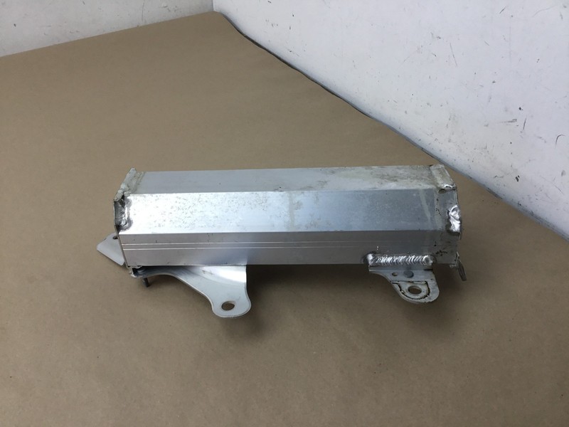 18-21 Lexus LC500 2018 Rear Right Rail Reinforcement Mount Bracket Bar Support Y
