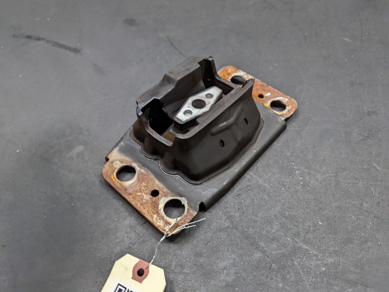 Transmission Mount Bracket 2021 Lincoln Nautilus K2GZ-6068-G 2019 2020 2022