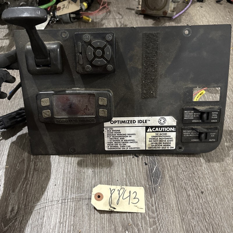 FreightlinerDash PanelBH8899