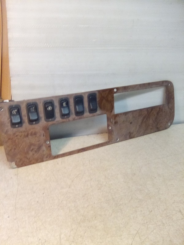Peterbilt 17-05034M001 Switch Panel