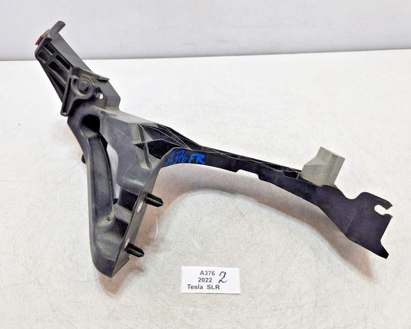 ✅2021-2025 OEM Tesla Model S Front Right Passenger Side Headlight Mount Bracket*