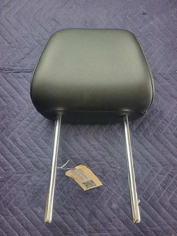 Used Oem Volkswagen Front Right Passenger Seat Headrest for 2020-2022 Passat