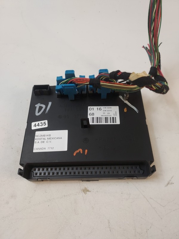 2003-2005 Mercedes ML350/500 Body Control Module BCM 1635450116 OEM w/ Pigtails