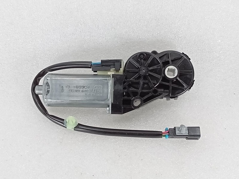 2008-2016 Caravan Chrysler Town& Country Rear Electric Seat Motor 68028322AA