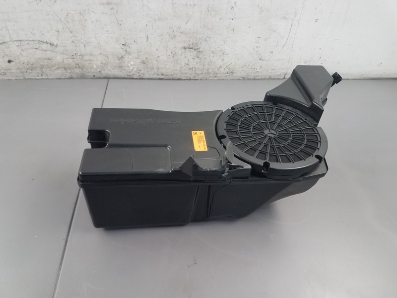 2014 Mercedes AMG E 63 S Wagon Subwoofer Speaker Box - * #2078 F6