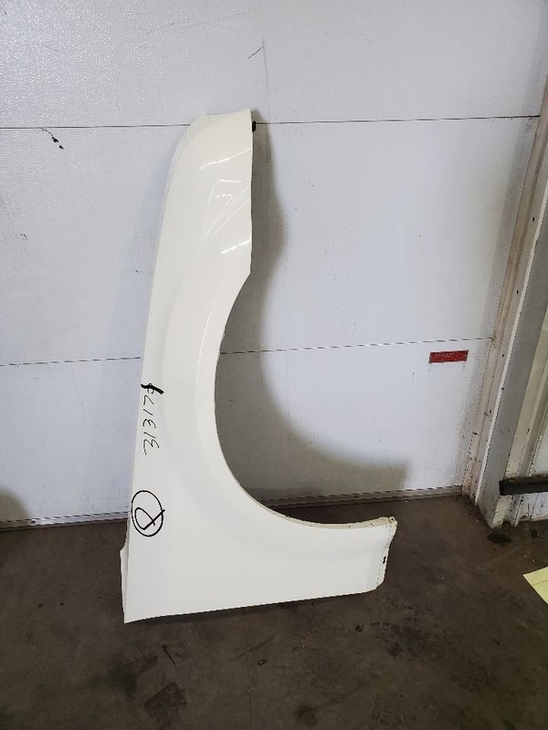 Passenger Right Fender Fits 05-10 300 300536