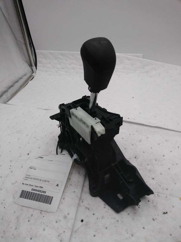 2020 Toyota Camry Automatic Transmission Shift Lever Assembly FWD 2.5L Grey