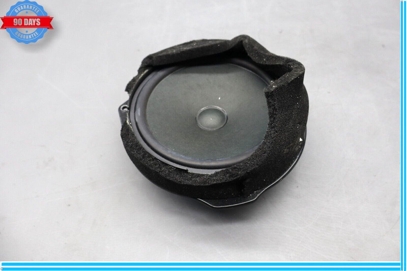 08-11 Mercedes W204 C250 C300 Front Right Passenger Side Door Speaker Oem