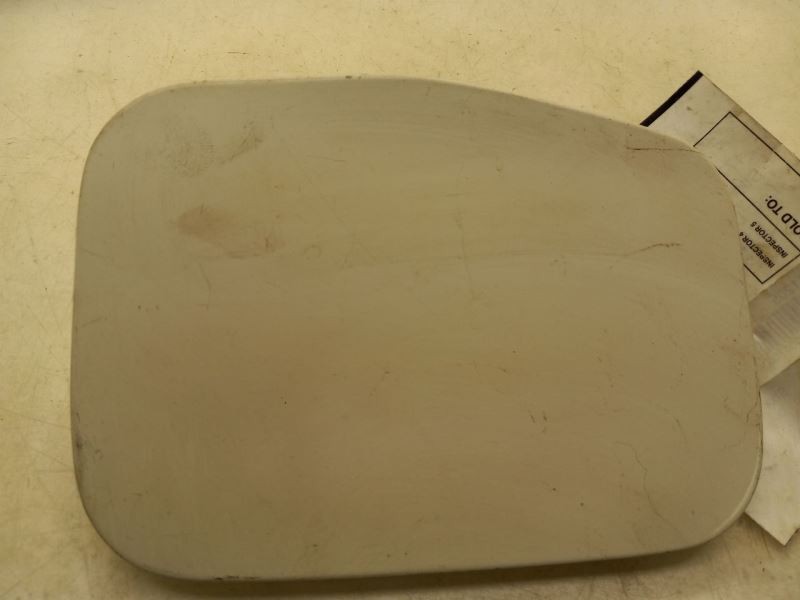 05 SCION XB FUEL FILLER DOOR WHT-068