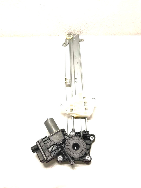 2017 Impreza Front LH Driver Side Power Window Regulator W/ Motor 61188FL010