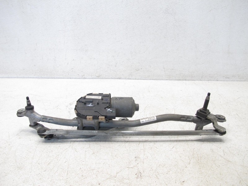 12-18 AUDI C7 A6 S6 A7 S7 WINDSHIELD WASHER WIPER MOTOR LINKAGE OEM 061424