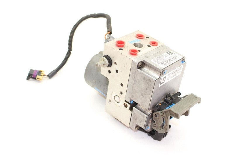 01-02 CORVETTE 5.7L LS1 ABS Pump Assembly 09390570