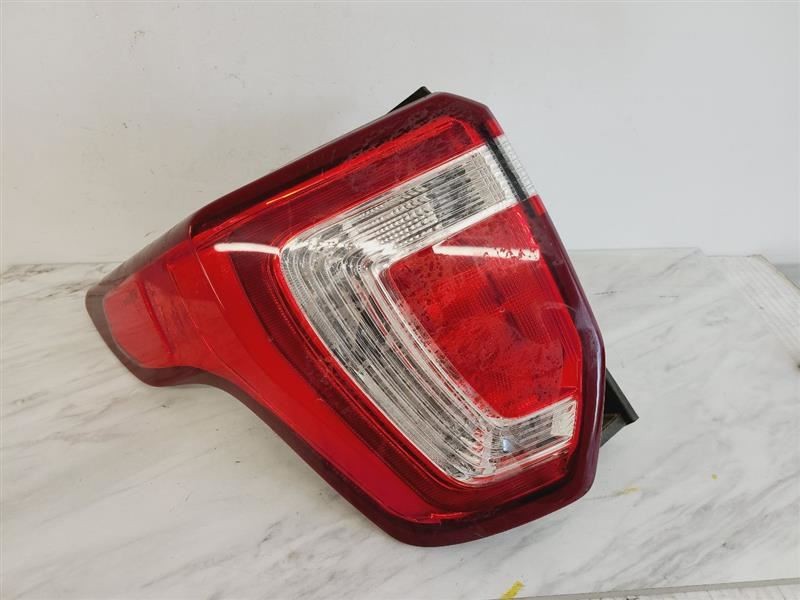 Driver Tail Light Without Police Package Clear Lens Fits 16-19 EXPLORER 574453