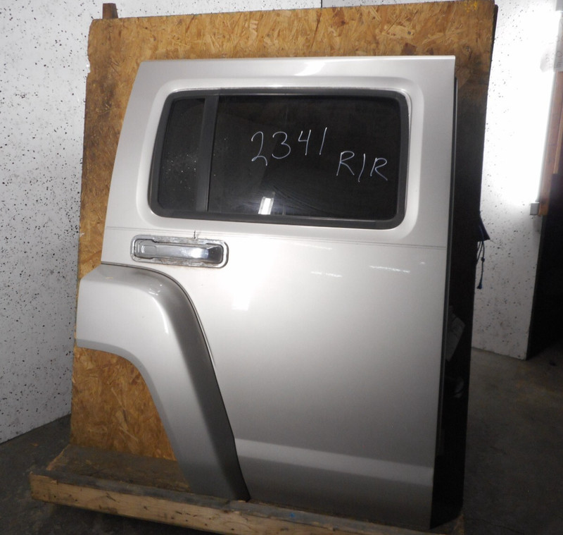 2006 2007 Hummer H3 Rear Door Assembly Passenger Right RH OEM U926L