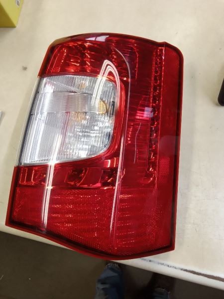 Passenger Right Tail Light Fits 11-16 TOWN & COUNTRY 119567