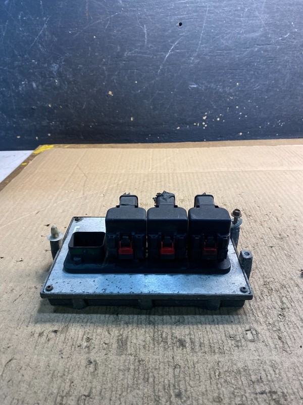 2007 Jeep Commander Engine Computer ECM P68026721AB Z2457 DG