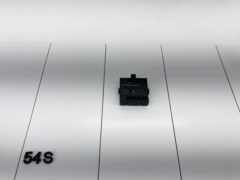 13-14 MERCEDES BENZ C300 W204 FRONT RIGHT SIDE DOOR CONTROL COMPUTER MODULE OEM
