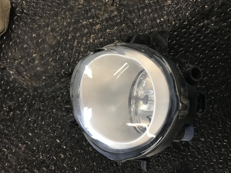 07-'10 VOLKSWAGEN TOUAREG Right passenger fog lamp light OEM Grade A!