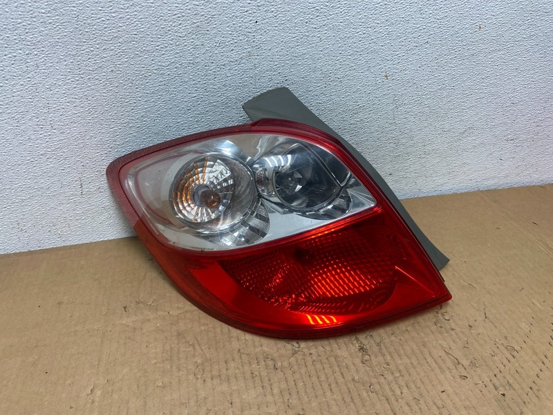 2009 - 2014 Toyota Matrix Left Driver LH Side Tail Light OEM AD1026 LK