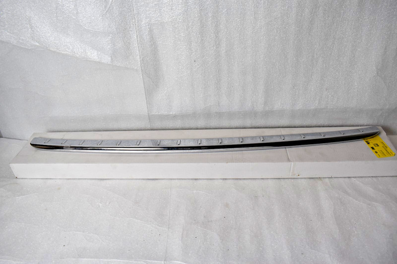 19-20 MERCEDES BENZ GLE CLASS CHROME LOAD SILL GUARD TRIM EXCELLENT GENUINE OEM