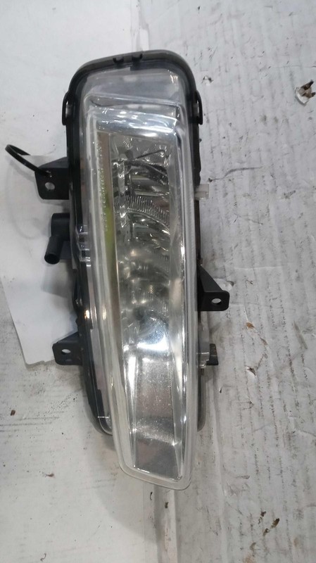 2015 Land Rover Evoque Left Fog Light Assembly Black OEM 399182 Used 109k mi