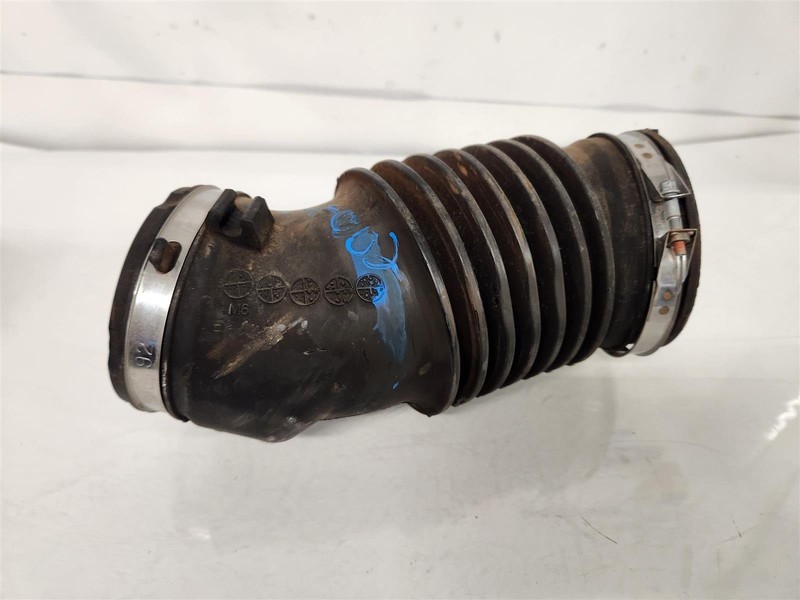 2018-2024 Honda Odyssey Air Intake Inlet Duct Tube 17228-5J6-A10 172285J6a10