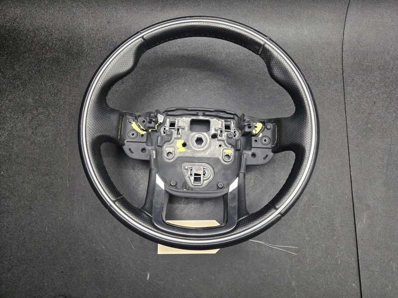 Steering Wheel 2018 Land Rover Range Rover Velar J8A2-3F563-CD8PVJ 2019 2020