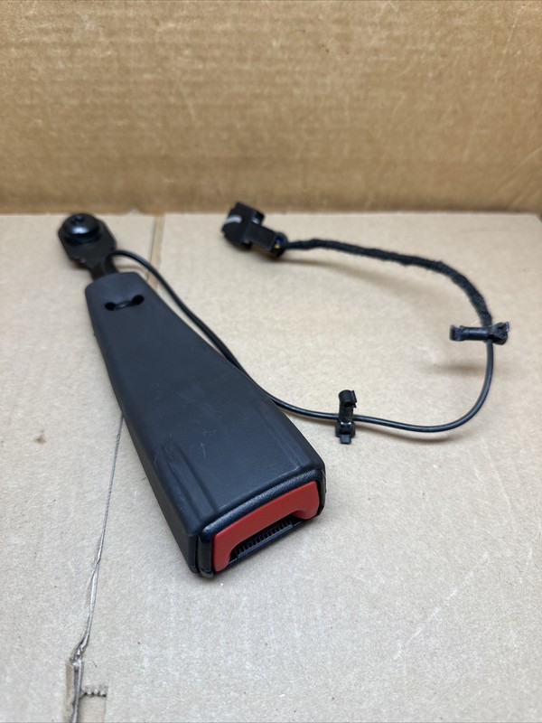 2011-2015 Cruze Front Left Right Driver Passenger Side Seat Belt Seatbelt Buckle